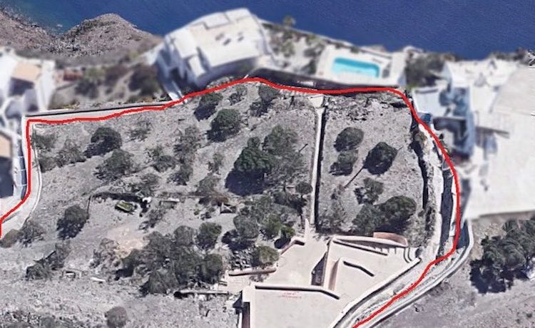 Land to Built at Caldera Santorini 1