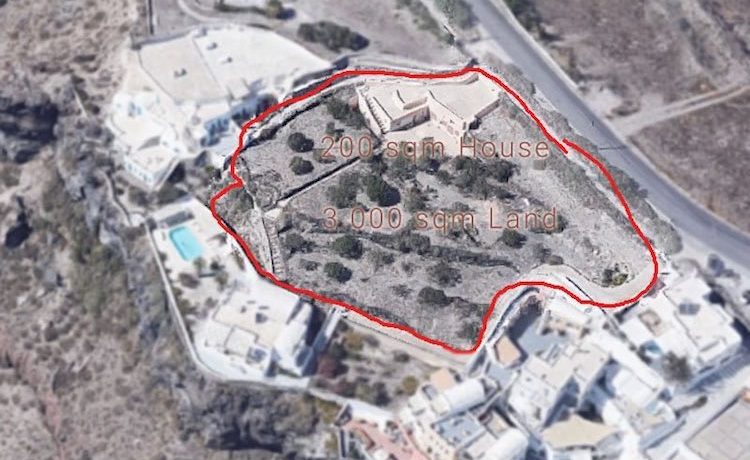 Land to Built at Caldera Santorini 2