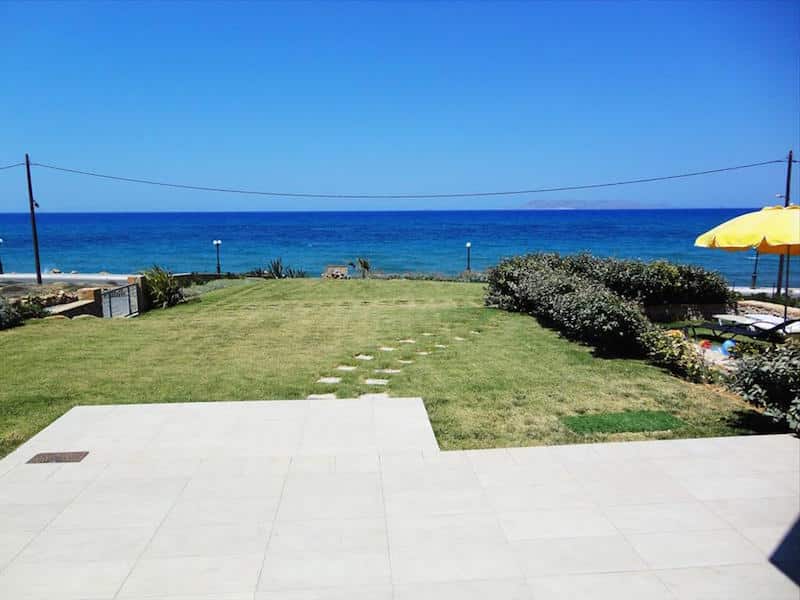 Seafront villa at Crete ,Heraklio