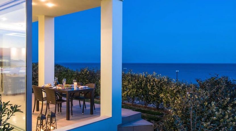 Seafront Villa Crete Greece 8