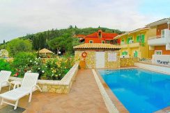 Seafront Villa at Corfu 4