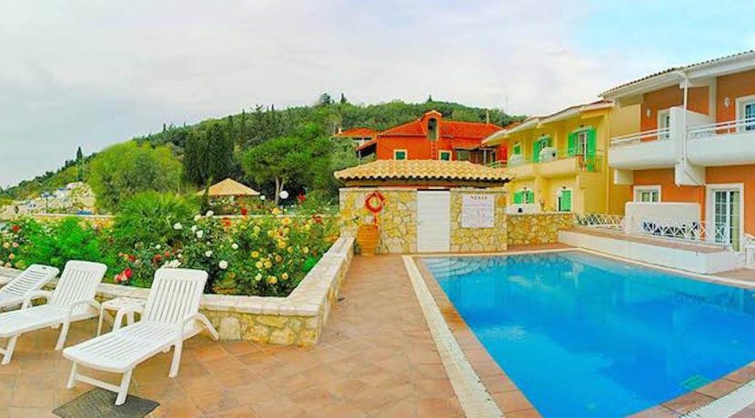 Seafront Villa at Corfu 4