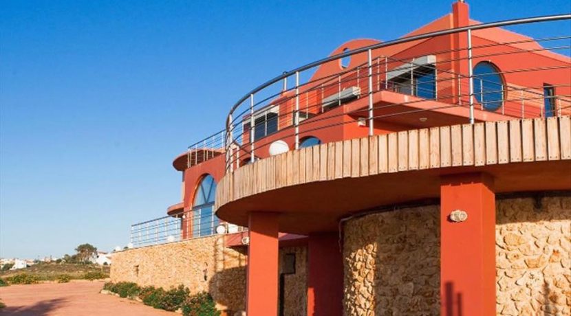 Super Seafront Villa at Crete 5