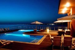 Super Seafront Villa at Crete 7