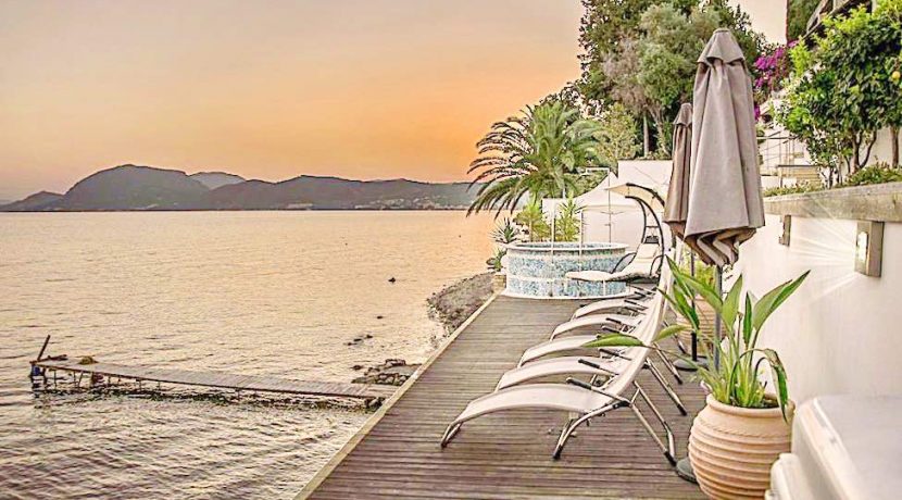 Villa Direct on the Sea at Corfu 37