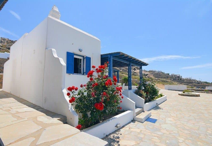 House for sale in Mykonos near the Sea