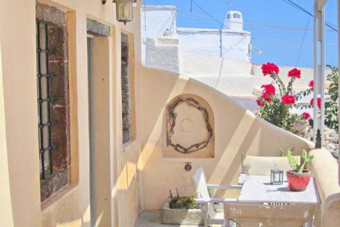 Santorini Houe for Sale Pyrgos 0