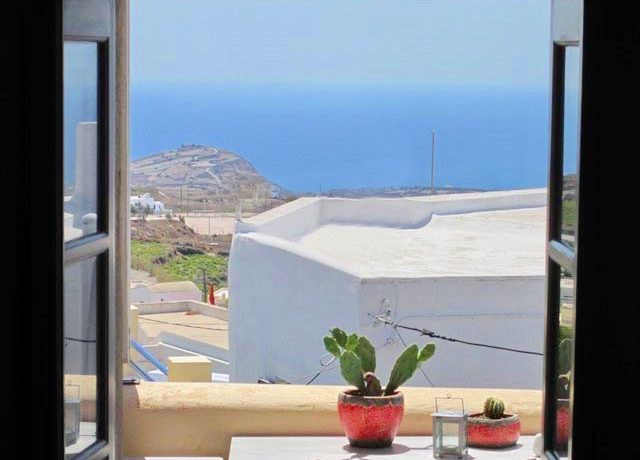 Santorini Houe for Sale Pyrgos 3