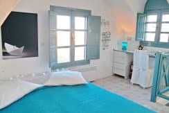 Property Santorini 17