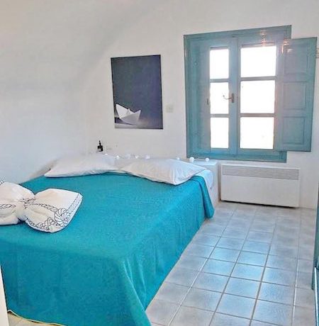 Property Santorini 5