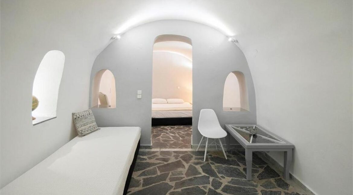 Villas for Sale in Santorini Messaria 1