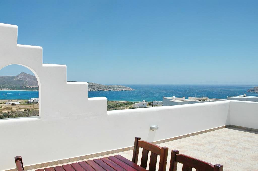 Small Hotel by the sea Antiparos, Greece with 18 Rooms