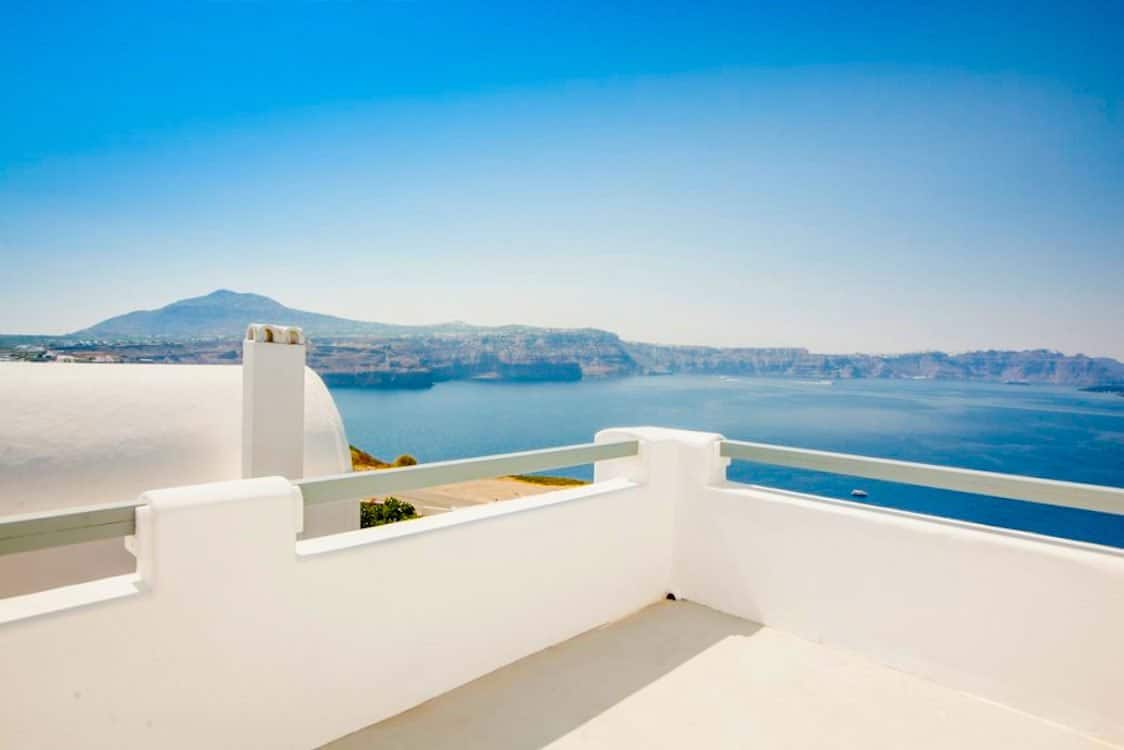 Luxury Villas for Sale in Santorini