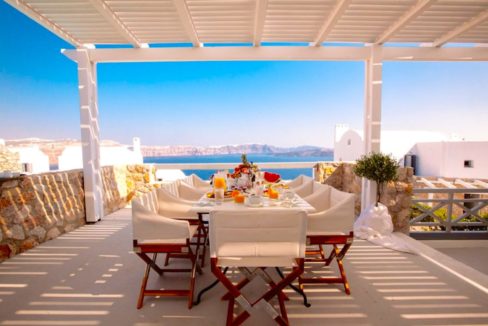Luxury Villas for Sale in Santorini 4
