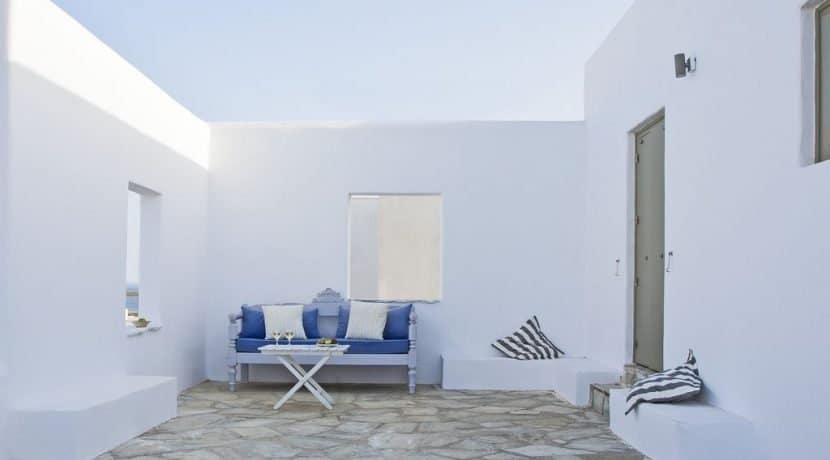 Villa in Paros Naousa with Pool for Sale Greece 4