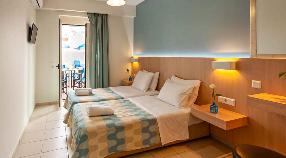 Villa of 5 Holiday apartments in Crete. Properties in Crete. Business in Crete 3