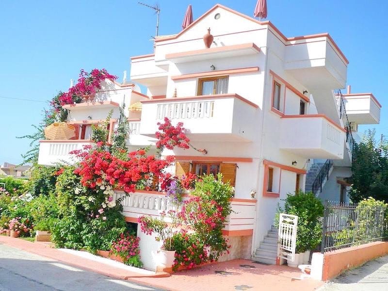 Apartments Hotel at Chania, Real Estate Greece, Luxury Estate,