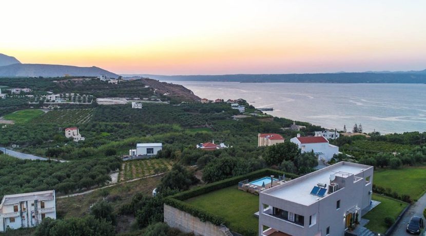 Modern Villa, Luxury Estate at Crete Near Chania 4