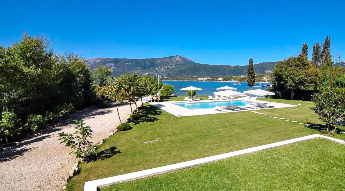 Seafront Minimal Villa at Corfu 8