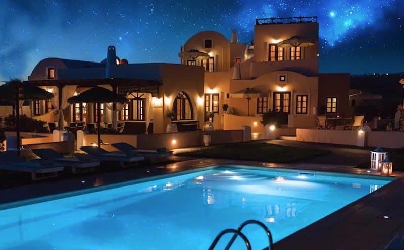 Big Villa for Sale in Santorini, Baxedes