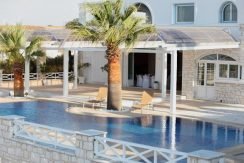 Big Villa with Big Land Plot by the Sea Paros 14
