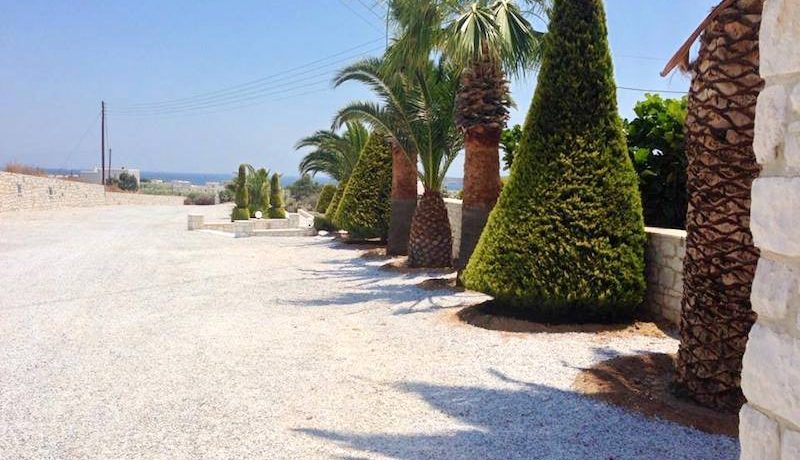 Big Villa with Big Land Plot by the Sea Paros 8