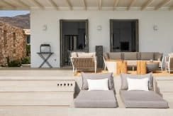 Luxury Villa in Lolandonis Beach , in Paros 4