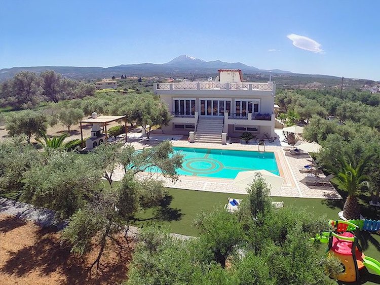 Villa in Rethimno with Pool and big Land Plot, offering full privacy