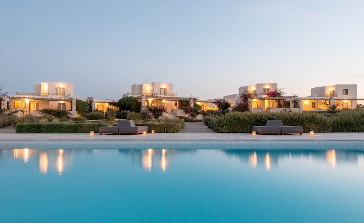 Villa in Crete 7 Villas Complex Hotel in Paros near the sea 4
