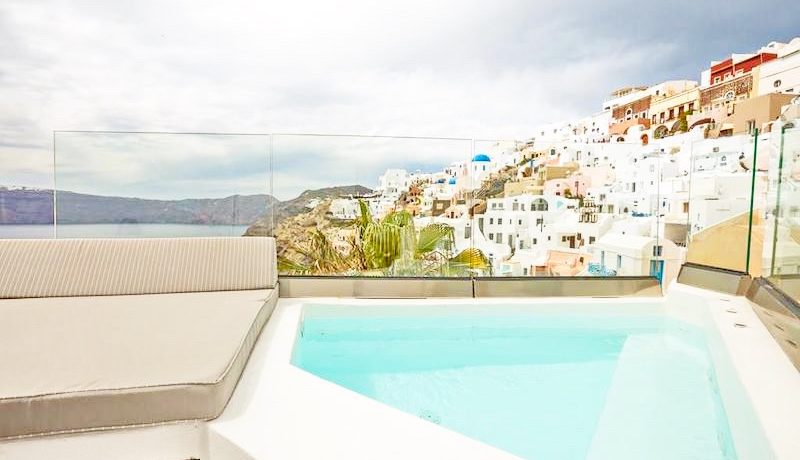 2 Caldera Cave Houses at Oia Santorini for Sale 9