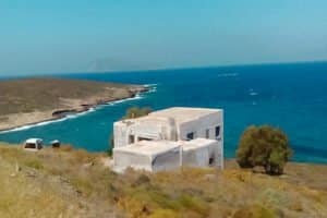 Beachfront house for sale in Ios - Cyclades