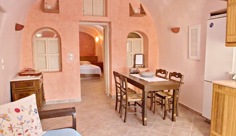 Excellent Cave House at Oia of Santorini 9