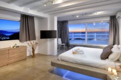 Super Villa in Mykonos with 5 Bedrooms and Sea Views 14