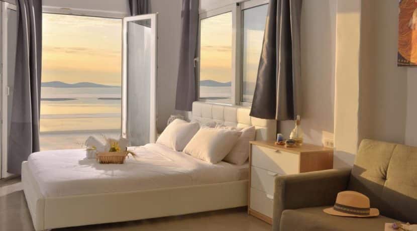 Super Villa in Mykonos with 5 Bedrooms and Sea Views 16