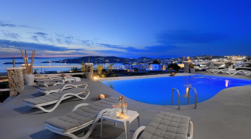 Super Villa in Mykonos with 5 Bedrooms and Sea Views 18