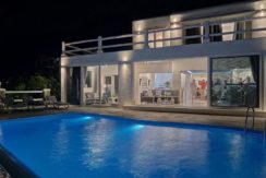 Super Villa in Mykonos with 5 Bedrooms and Sea Views 3