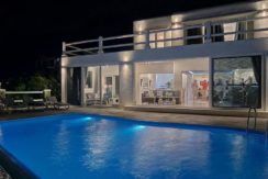 Super Villa in Mykonos with 5 Bedrooms and Sea Views 3