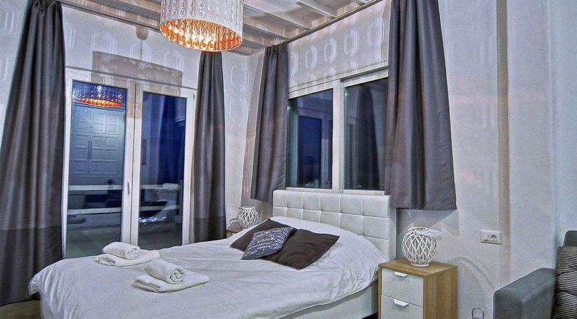 Super Villa in Mykonos with 5 Bedrooms and Sea Views 7