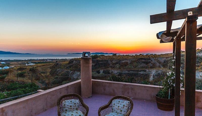 Villa at Foinikia of Oia in Santorini 20