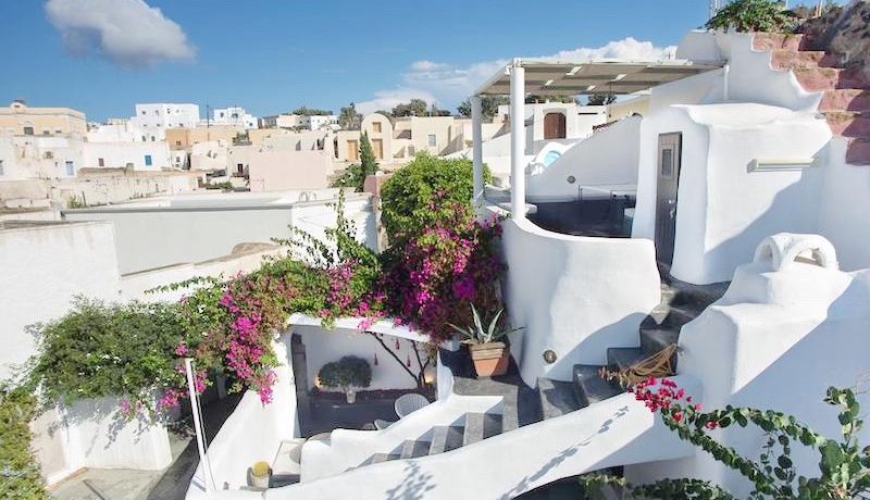 House for Sale in Santorini 1