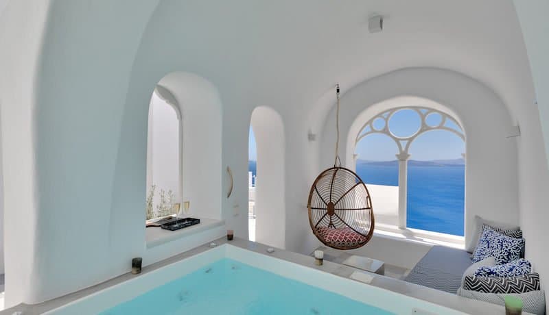 Super Lux Villa in Oia Santorini for Sale 18