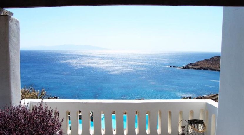 Complex of 9 Apartments in Ornos Mykonos for sale 2