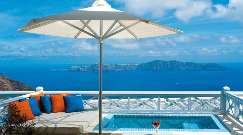 Hotel for sale in Santorini2