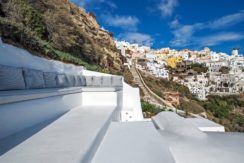 Luxury Cave House at Oia Santorini 10