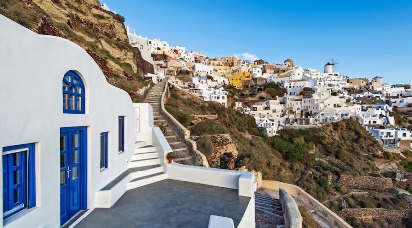 Luxury Cave House at Oia Santorini 14