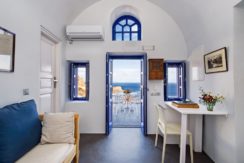 Luxury Cave House at Oia Santorini 18