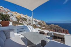 Luxury Cave House at Oia Santorini 24