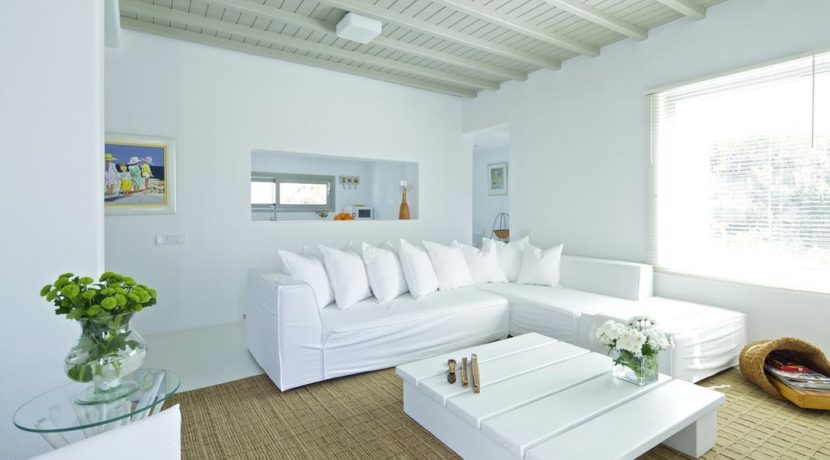 Luxury-Villa-in-Kalafatis-Mykonos-12