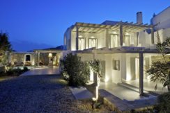 Luxury-Villa-in-Kalafatis-Mykonos-22