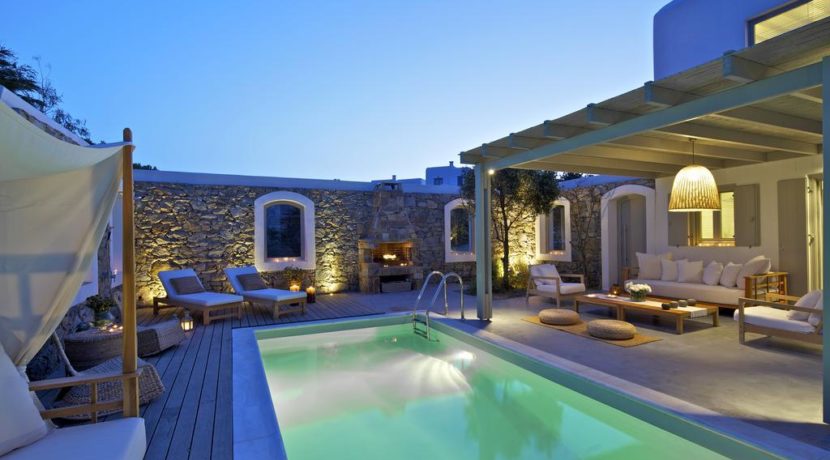 Luxury-Villa-in-Kalafatis-Mykonos-25